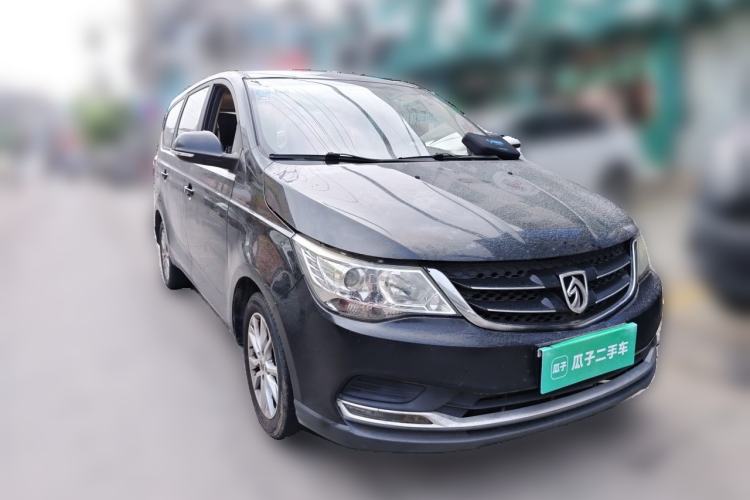 Used Baojun 730 2016 1.5L Manual Standard Version 7 Seats Front Right 45 Deg