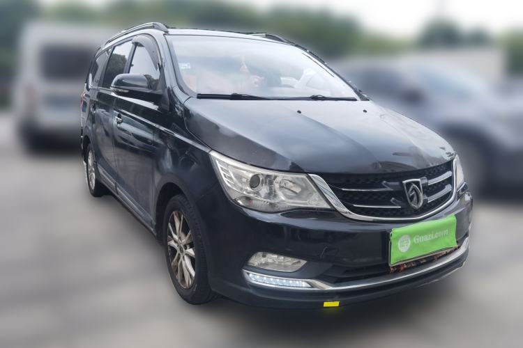 Used Baojun 730 2016 1.5L Manual Luxury Edition 7 Seats Front Right 45 Deg