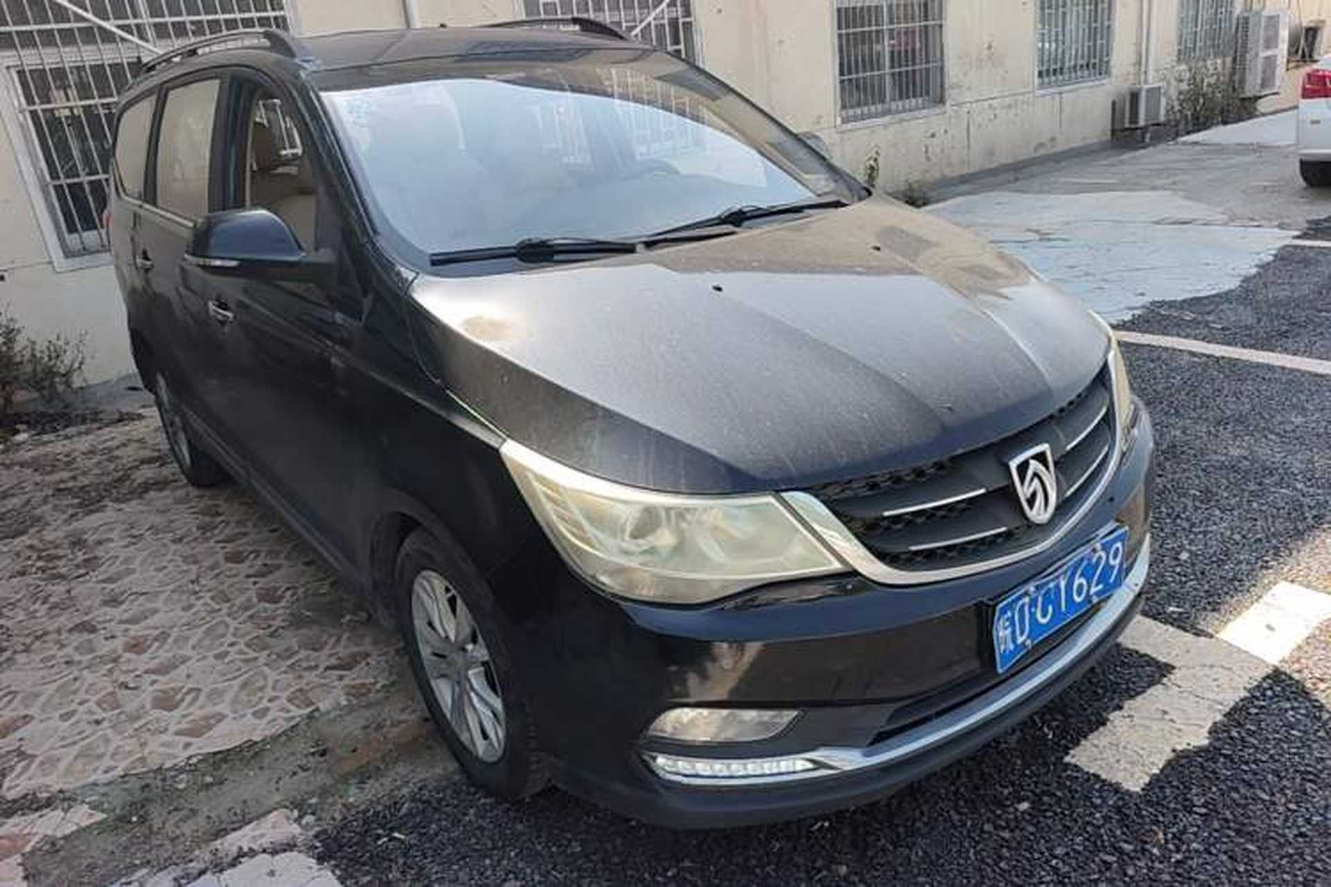 Used Baojun 730 2016 1.5L Manual Luxury Edition 7 Seats Front Right 45 Deg