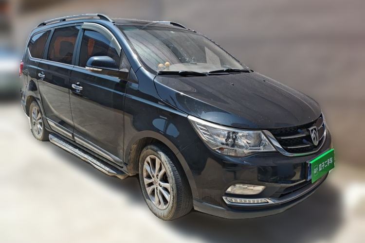 Used Baojun 730 2016 1.8L Manual Luxury Edition 7 Seats Front Right 45 Deg