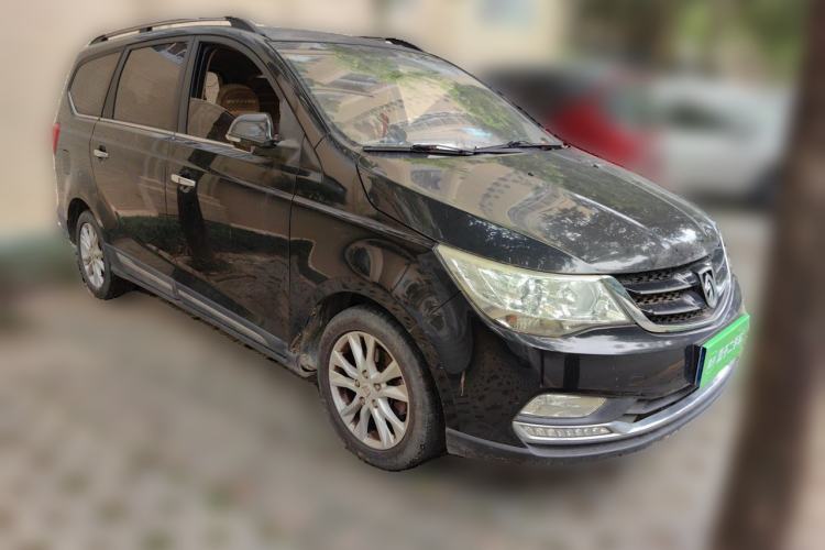 Used Baojun 730 2016 1.5L Manual Luxury Edition 7 Seats Front Right 45 Deg
