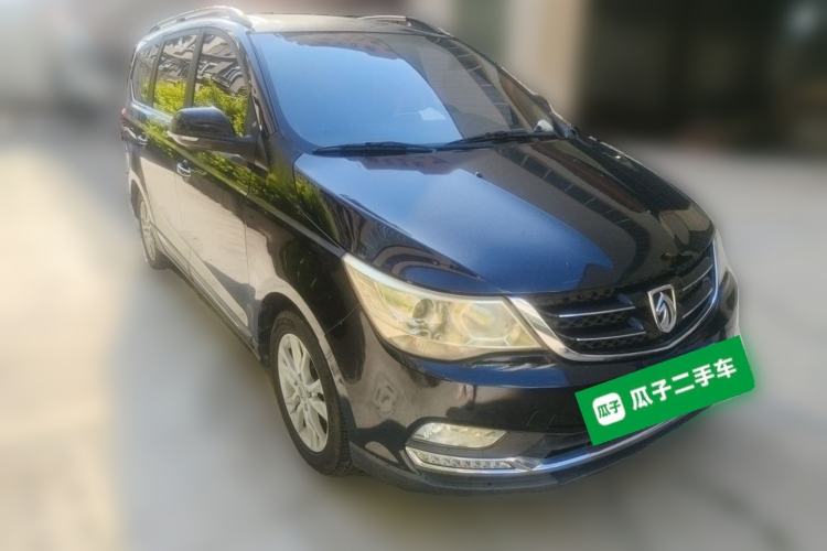Used Baojun 730 2016 1.8L Manual Luxury Edition 7 Seats Front Right 45 Deg
