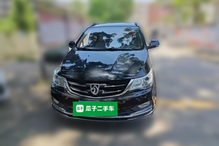 Used Baojun 730 2016 1.5T Manual Comfort Version 7 Seats Front