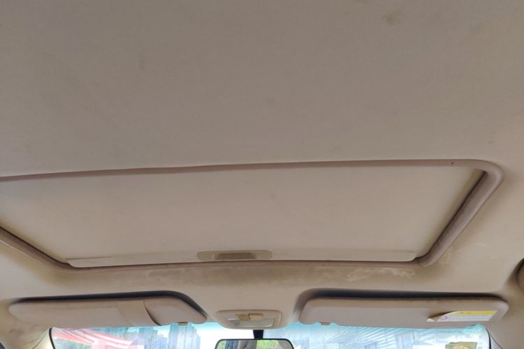 Used Baojun 730 2016 1.5L Manual Luxury Edition 7 Seats Headliner