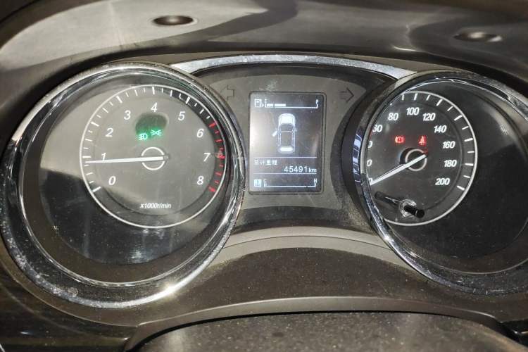 Used Baojun 730 2016 1.5L Manual Comfort Version 7 Seats China V Emission Standard Instrument Cluster