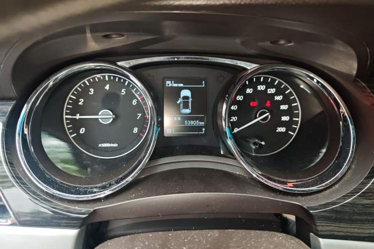 Used Baojun 730 2016 1.5T Manual Luxury Edition 7 Seats Instrument Cluster