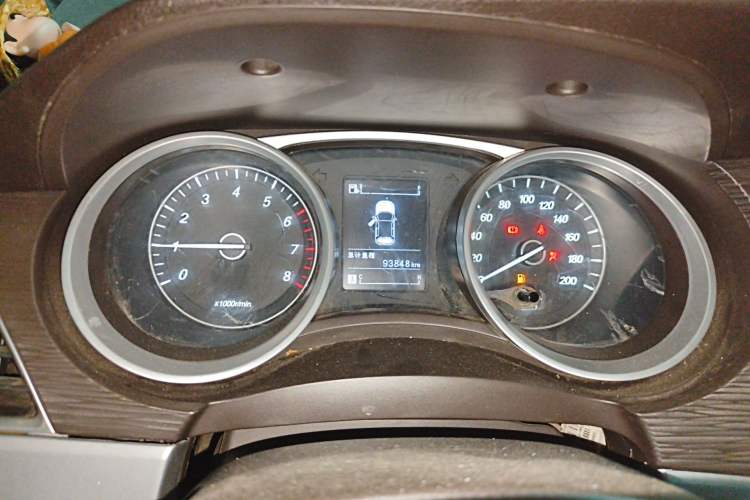 Used Baojun 730 2016 1.5L Manual Standard Version 7 Seats Instrument Cluster