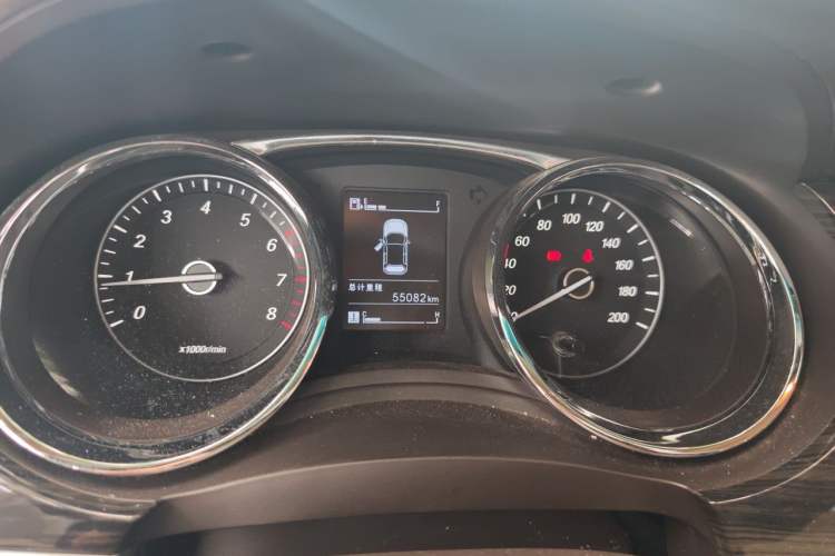 Used Baojun 730 2016 1.5T Manual Luxury Edition 7 Seats Instrument Cluster
