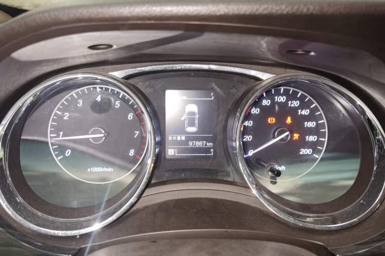 Used Baojun 730 2016 1.5T Manual Luxury Edition 7 Seats Instrument Cluster