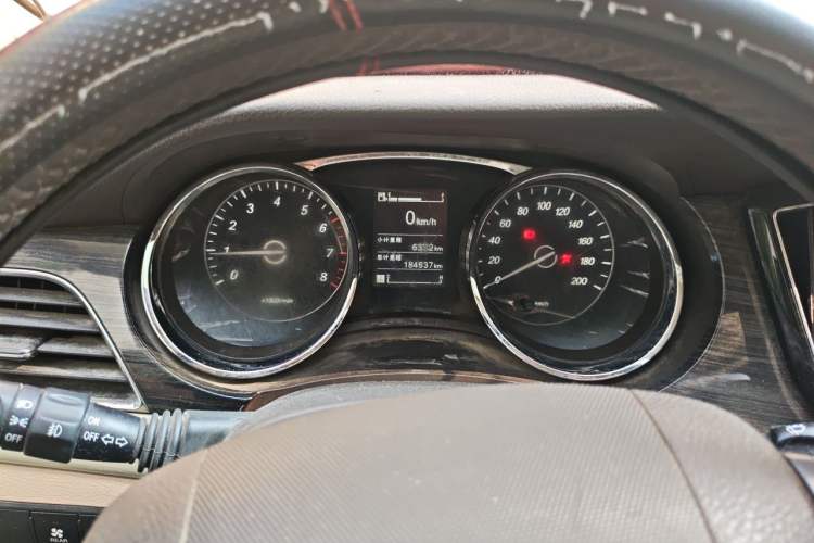 Used Baojun 730 2016 1.5L Manual Luxury Edition 7 Seats Instrument Cluster