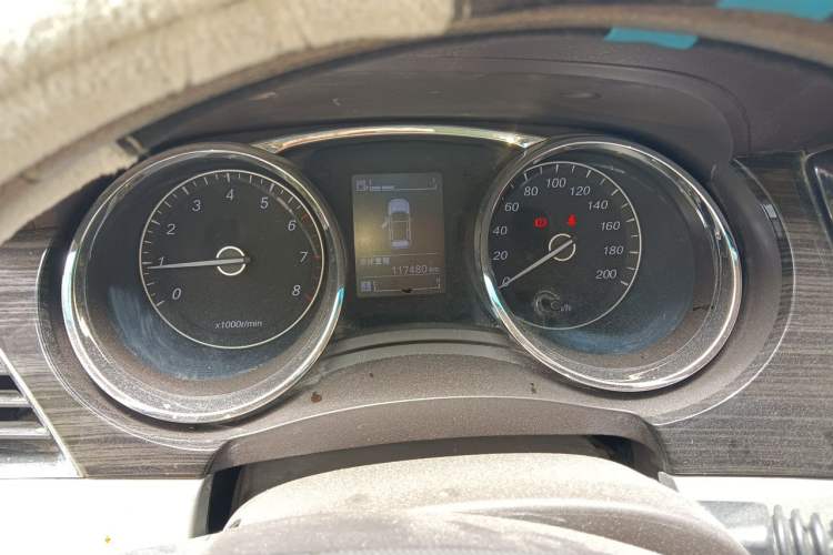 Used Baojun 730 2016 1.5L Manual Comfort Version 7 Seats China V Emission Standard Instrument Cluster