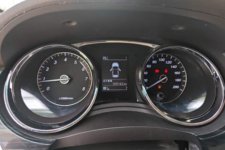 Used Baojun 730 2016 1.5T Manual Comfort Version 7 Seats Instrument Cluster