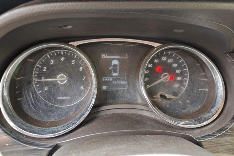 Used Baojun 730 2016 1.5L Manual Comfort Version 7 Seats China V Emission Standard Instrument Cluster