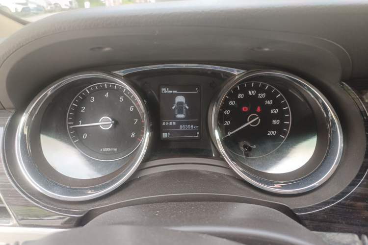 Used Baojun 730 2016 1.8L Manual Comfort Version 7 Seats Instrument Cluster