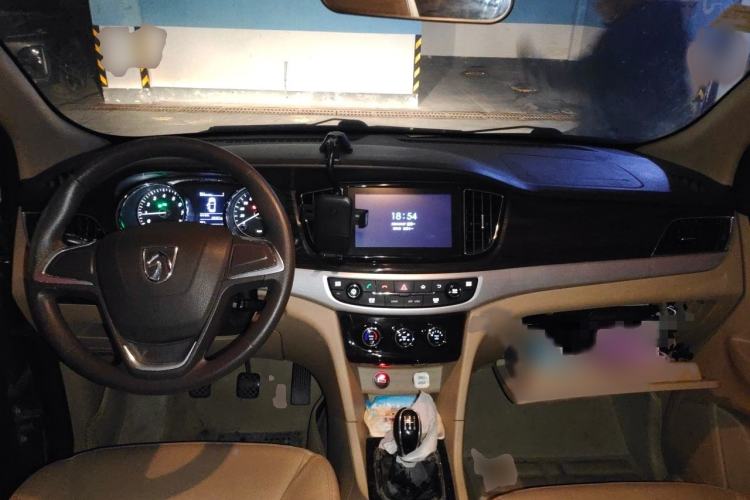 Used Baojun 730 2016 1.5L Manual Comfort Version 7 Seats China V Emission Standard Interior 2