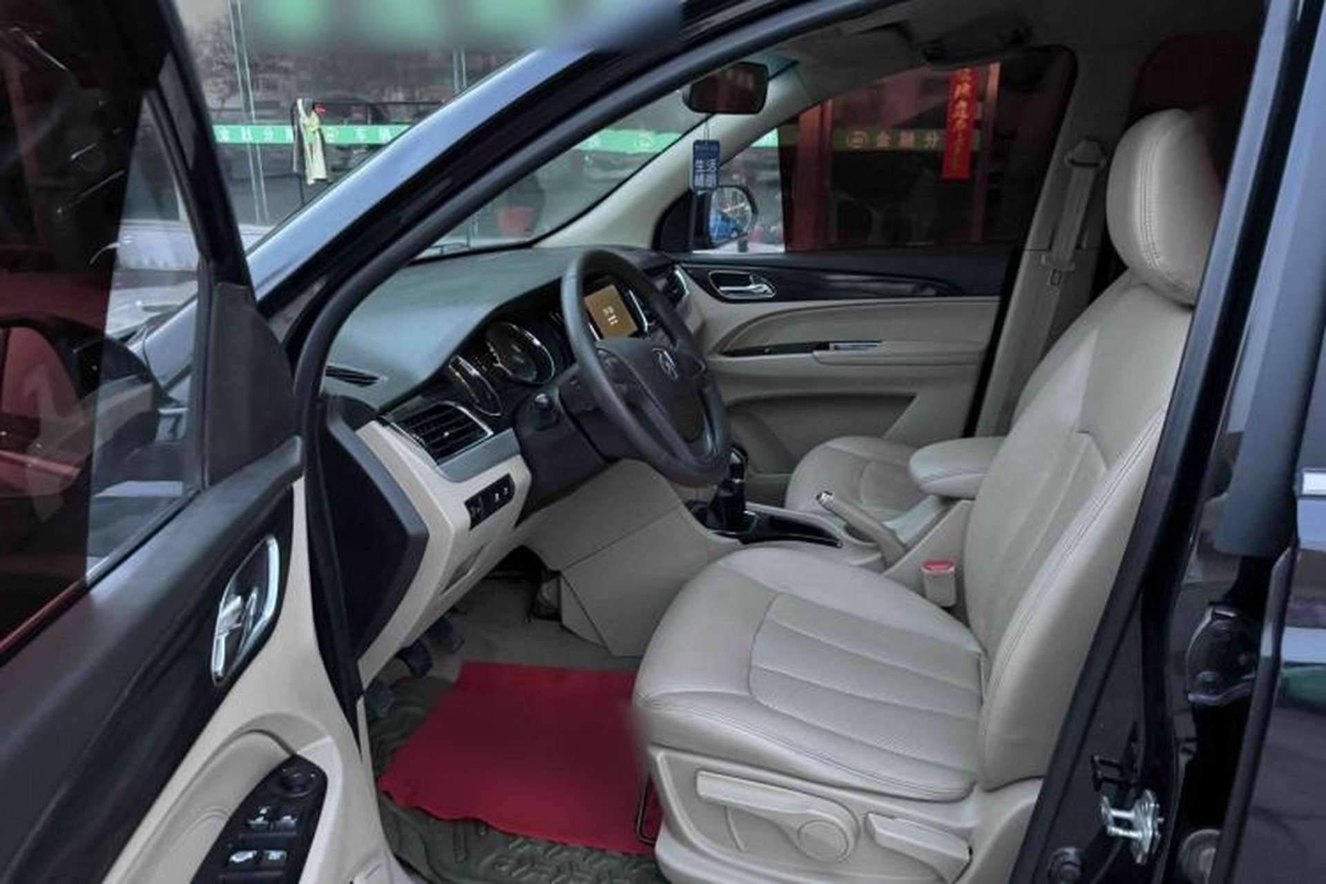 Used Baojun 730 2016 1.5L Manual Comfort Version 7 Seats China V Emission Standard Interior 7