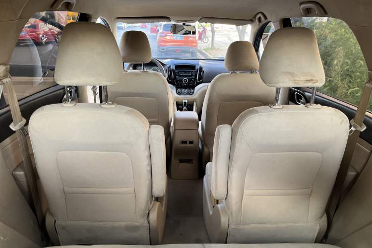 Used Baojun 730 2016 1.5L Manual Value Edition 7 Seats China V Emission Standard Interior 7