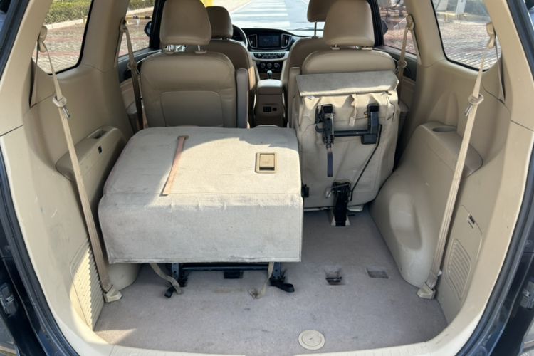 Used Baojun 730 2016 1.5T Manual Comfort Version 7 Seats Interior 8