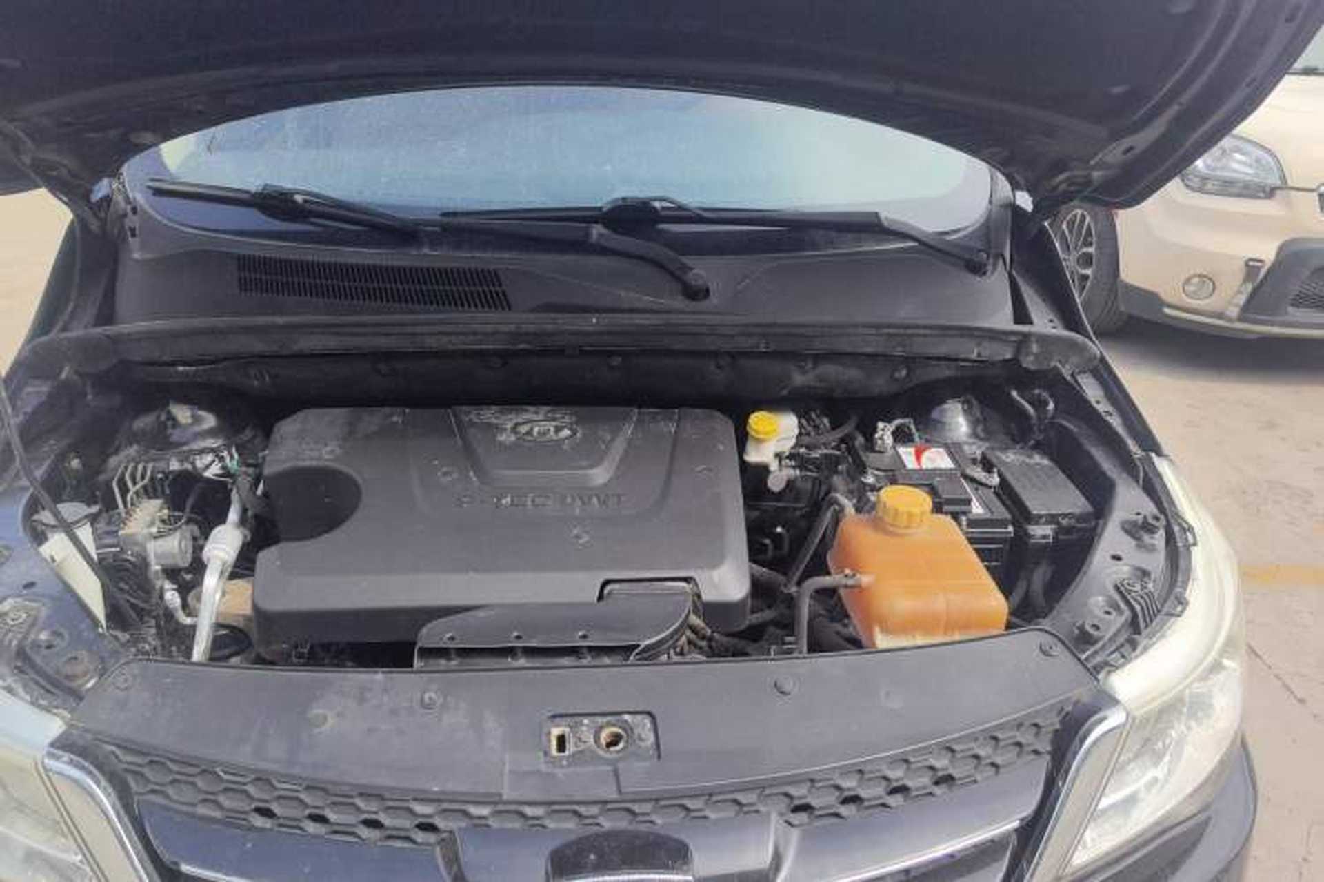 Used Baojun 730 2016 1.5L Manual Comfort Version 7 Seats China V Emission Standard Interior 9