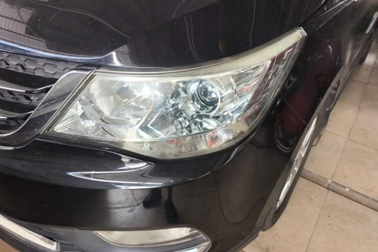 Used Baojun 730 2016 1.8L iAMT Luxury Model 7 Seats Left Front Headlight