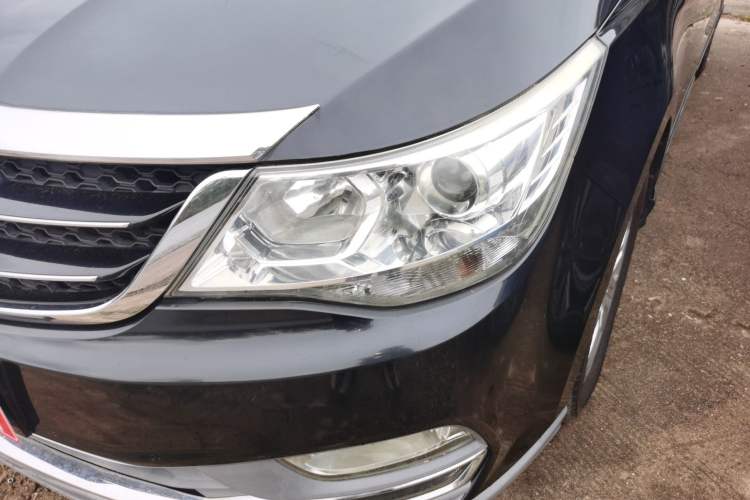 Used Baojun 730 2016 1.5T Manual Comfort Version 7 Seats Left Front Headlight