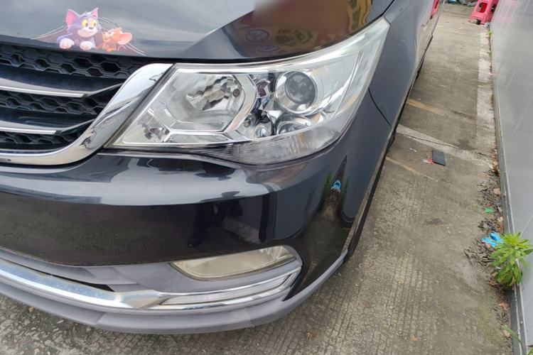 Used Baojun 730 2016 1.5T Manual Comfort Version 7 Seats Left Front Headlight