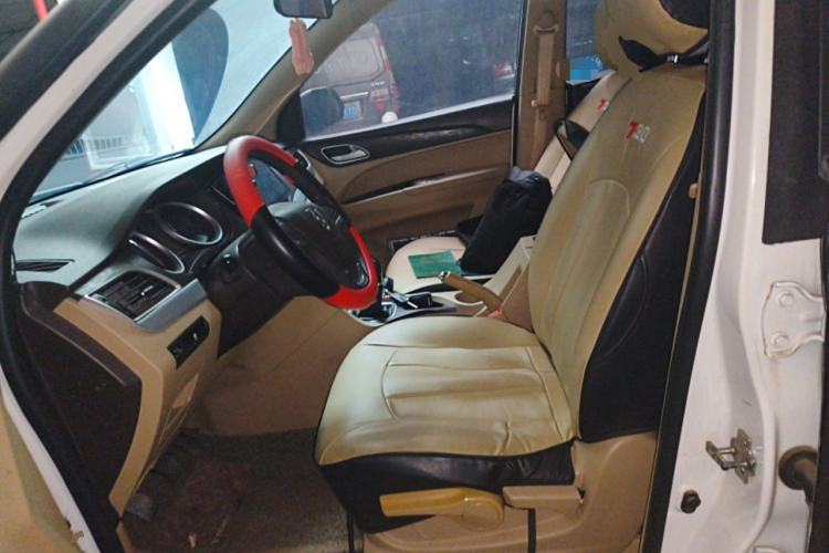 Used Baojun 730 2016 1.5L Manual Standard Version 7 Seats Left Front Seat