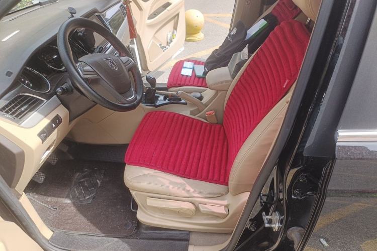 Used Baojun 730 2016 1.8L Manual Comfort Version 7 Seats Left Front Seat