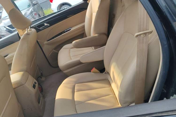 Used Baojun 730 2016 1.5L Manual Luxury Edition 7 Seats Left Rear Seat