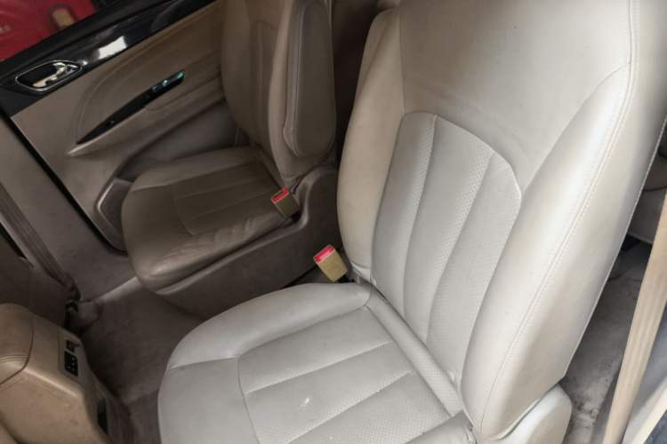 Used Baojun 730 2016 1.5L Manual Luxury Edition 7 Seats Left Rear Seat