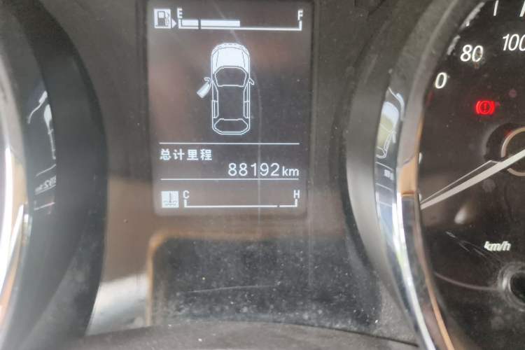 Used Baojun 730 2016 1.5L Manual Comfort Version 7 Seats China V Emission Standard Odometer Close Up