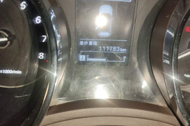 Used Baojun 730 2016 1.5L Manual Comfort Version 7 Seats China V Emission Standard Odometer Close Up