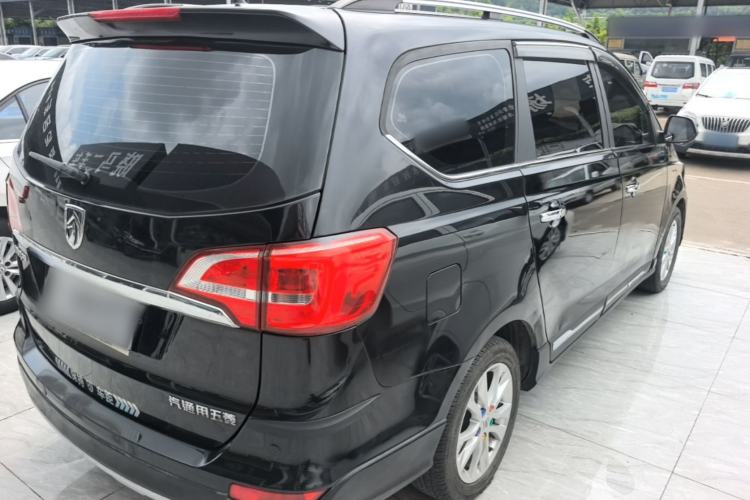Used Baojun 730 2016 1.5L Manual Comfort Version 7 Seats China V Emission Standard Rear Right 45 Deg