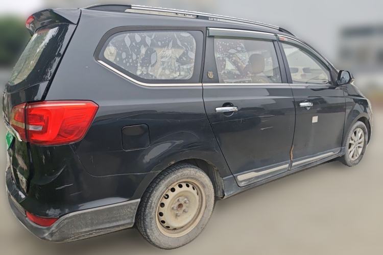 Used Baojun 730 2016 1.5L Manual Comfort Version 7 Seats China V Emission Standard Rear Right 45 Deg