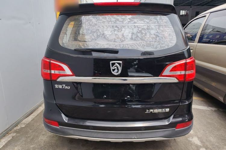 Used Baojun 730 2016 1.5T Manual Comfort Version 7 Seats Rear