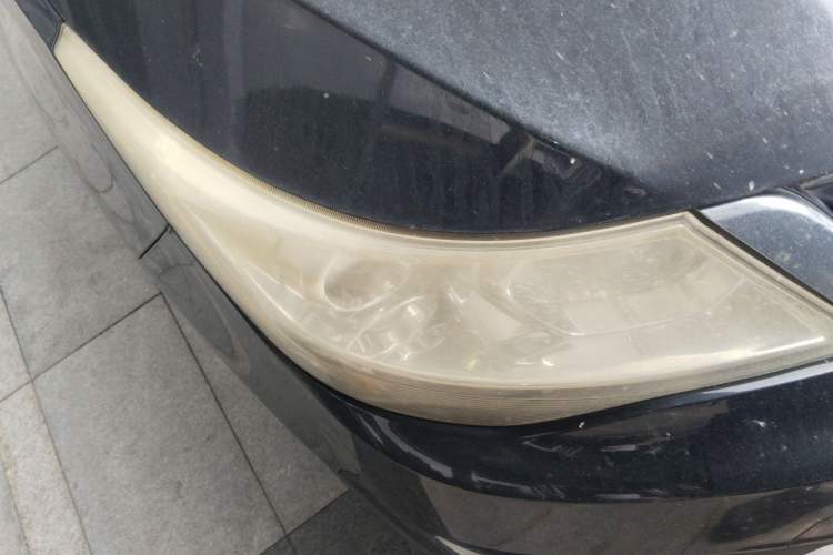 Used Baojun 730 2016 1.8L iAMT Luxury Model 7 Seats Right Front Headlight