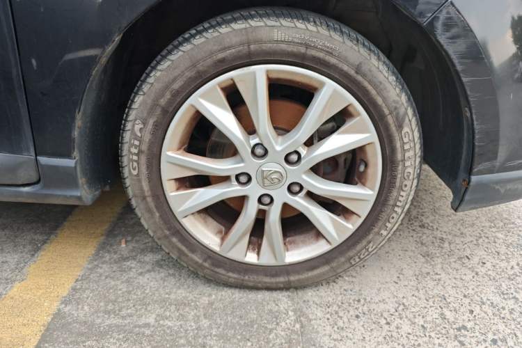 Used Baojun 730 2016 1.5L Manual Comfort Version 7 Seats China V Emission Standard Right Front Wheel Hub