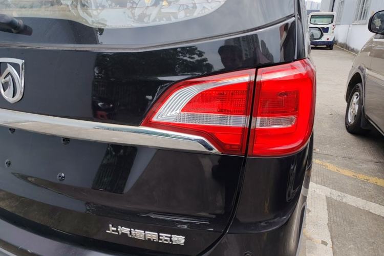 Used Baojun 730 2016 1.5T Manual Comfort Version 7 Seats Right Rear Taillight