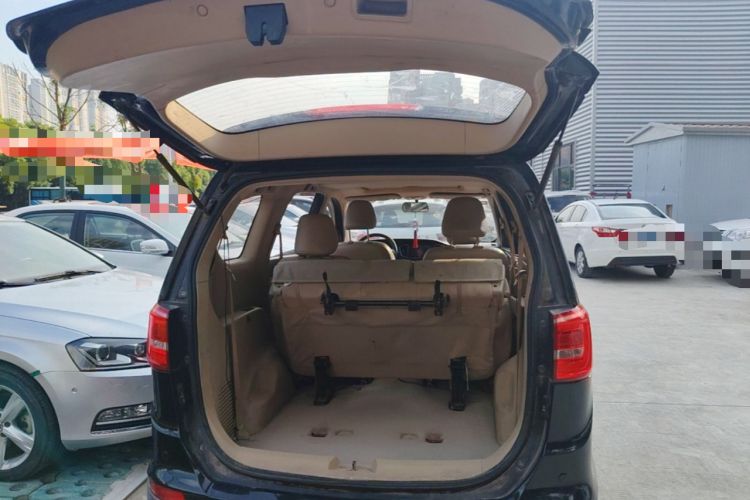 Used Baojun 730 2016 1.5L Manual Luxury Edition 7 Seats Trunk