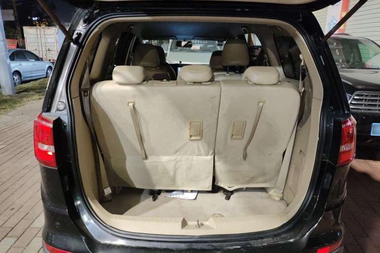 Used Baojun 730 2016 1.5L Manual Comfort Version 7 Seats China V Emission Standard Trunk