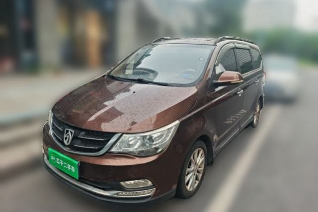 Ojetý Baojun 730 2016 1.5L Manual Luxury Edition 7 Seats