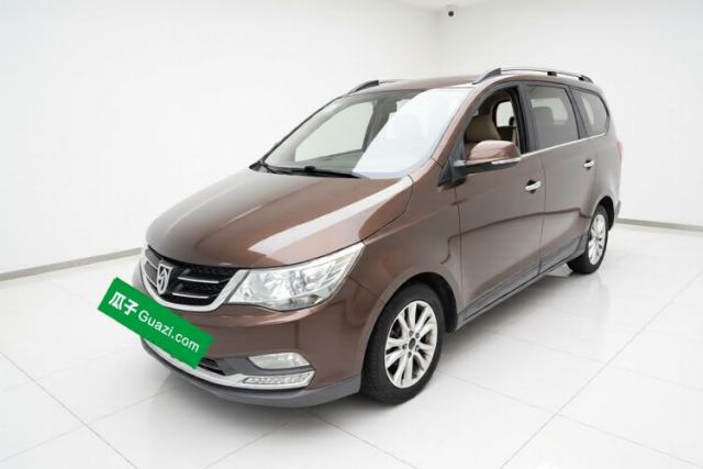 Używany Baojun 730 2016 1.5L Manual Luxury Edition 7 Seats