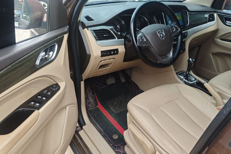Used Baojun 730 2016 1.8L iAMT Luxury Model 7 Seats Driver Seat