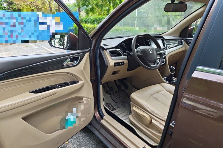 Used Baojun 730 2016 1.5L Manual Comfort Version 7 Seats China V Emission Standard Driver Seat