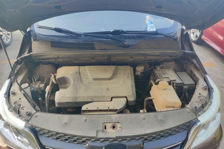 Used Baojun 730 2016 1.5L Manual Standard Version 7 Seats Engine Bay