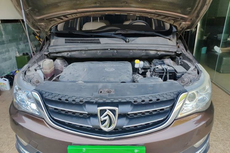 Used Baojun 730 2016 1.8L Manual Luxury Edition 7 Seats Engine Bay