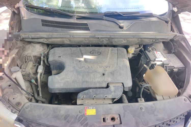 Used Baojun 730 2016 1.5L Manual Comfort Version 7 Seats China V Emission Standard Engine Bay