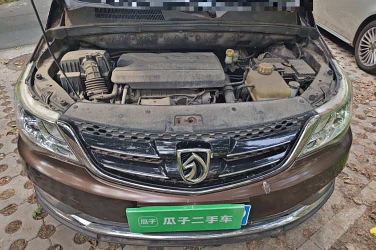 Used Baojun 730 2016 1.5T Manual Standard Version 7 Seats Engine Bay