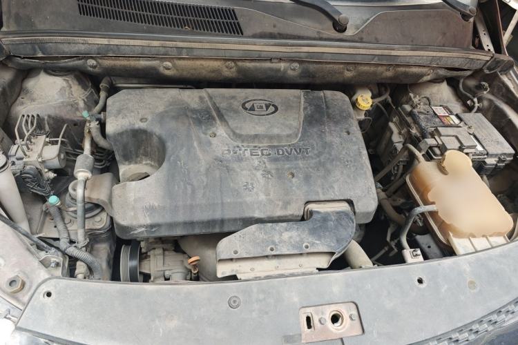 Used Baojun 730 2016 1.5L Manual Standard Version 7 Seats Engine Bay