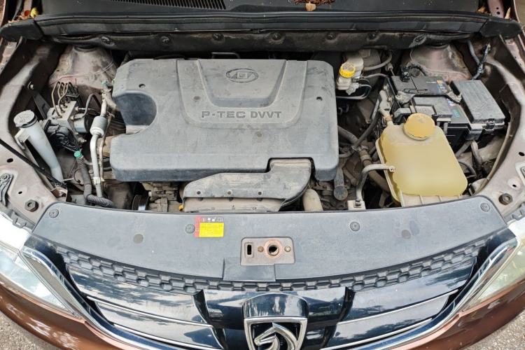 Used Baojun 730 2016 1.5L Manual Comfort Version 7 Seats China V Emission Standard Engine Bay